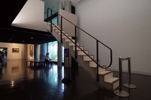 国立西洋美術館階段